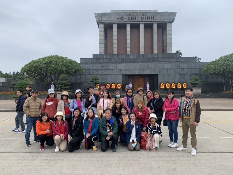 ภาพความประทับใจ ลูกค้า เดินทาง เส้นทาง เวียดนามเหนือ  ฮานอย ฮาลอง